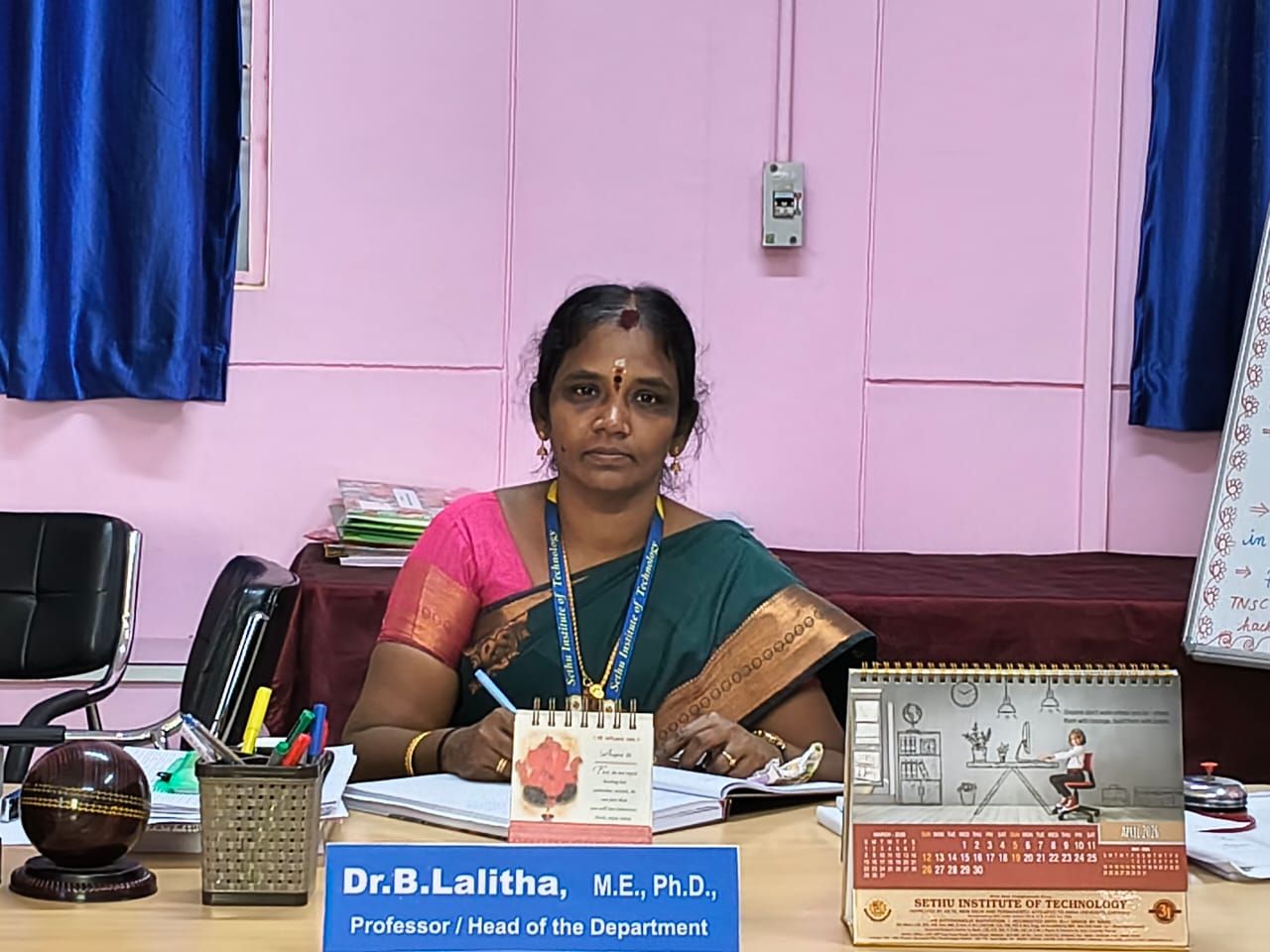 Dr.Lalitha